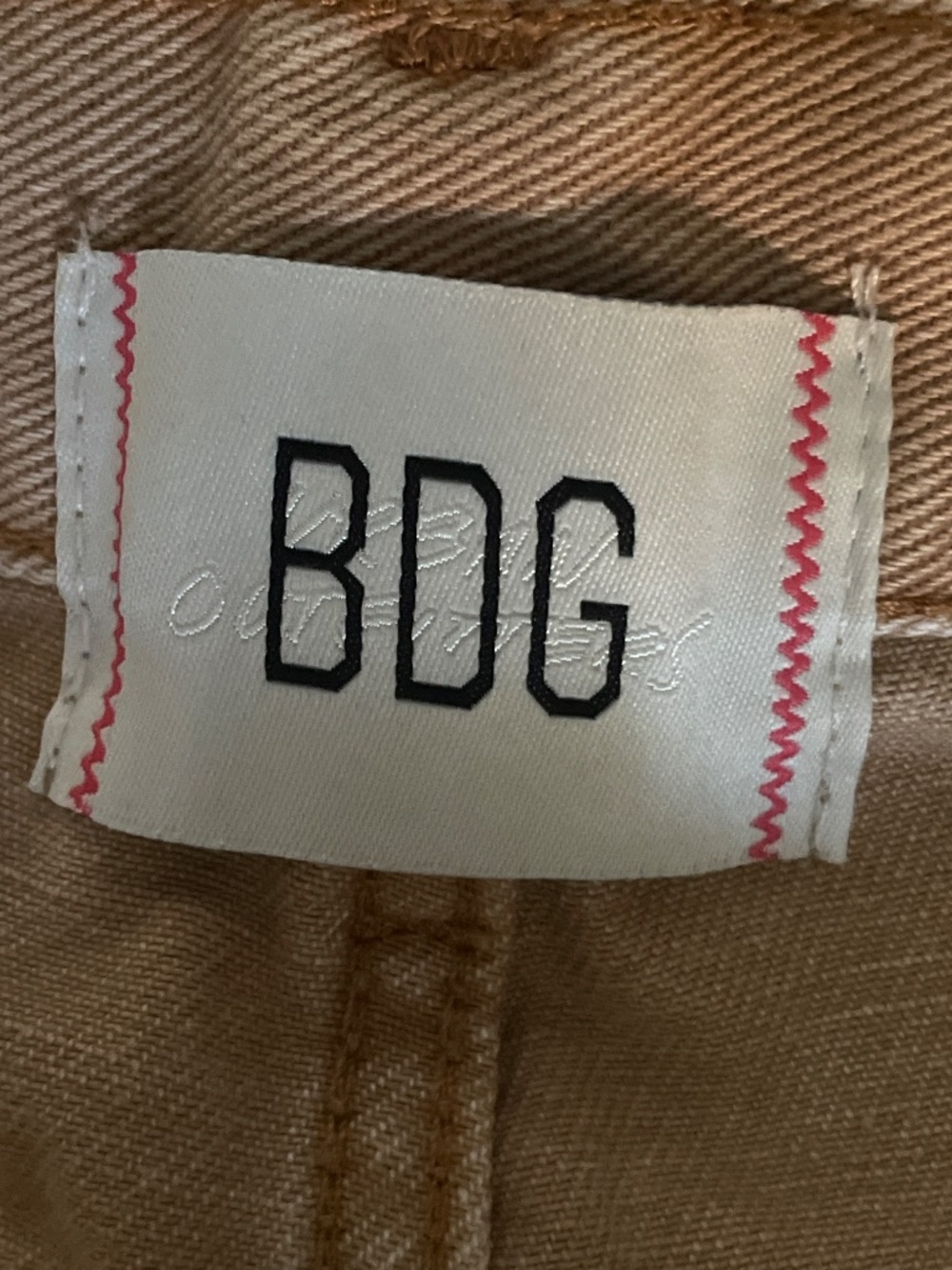 BDG 32 Cheeky Denim Shorts - Picture 6 of 7